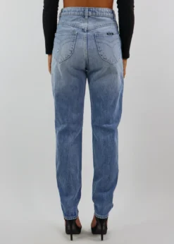 Rollas Jeans Rollas Meant For You Boyfriend Jeans ★ Light Wash Newness