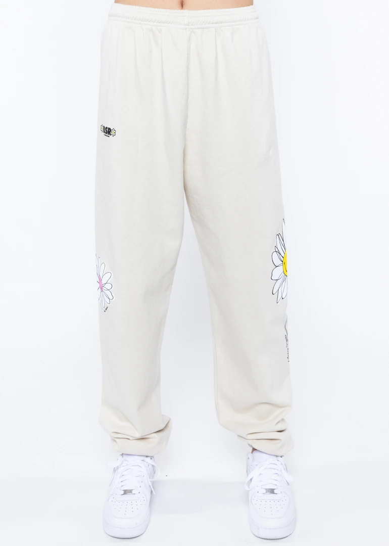 BySamiiRyan By Samii Ryan Smiley In Bloom Sweatpants ★ Natural 5 BySamiiRyan By Samii Ryan Smiley In Bloom Sweatpants ★ Natural