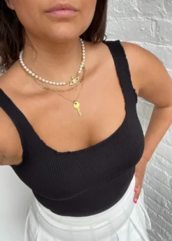 NIKIBIKI Get Wavey Top ★ Black Seamless Tops