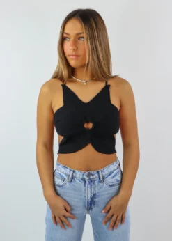 Pretty Garbage Bed Of Roses Top ★ Black Newness