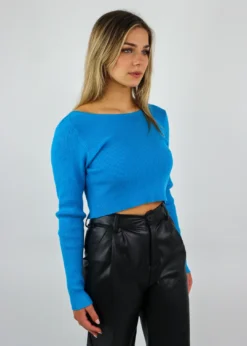 Pretty Garbage Tops Life Goes On Top ★ Blue