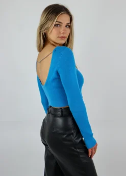 Pretty Garbage Tops Life Goes On Top ★ Blue