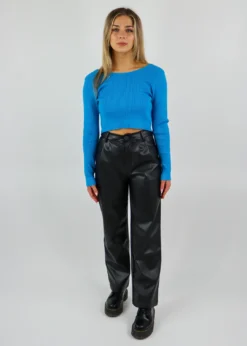 Pretty Garbage Tops Life Goes On Top ★ Blue