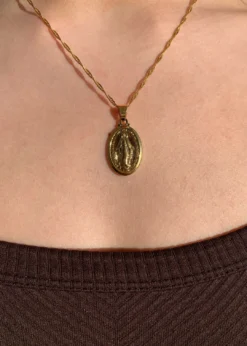 VibeSzn Mini Mary Necklace ★ Gold