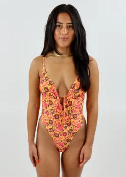 Motel Awaken One Piece ★ Orange