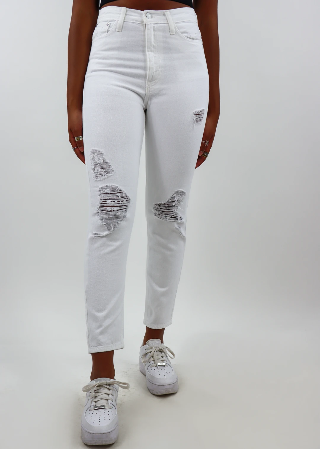 Just Black No Hard Feelings Straight Leg Jeans ★ White Denim Bottoms 3 Just Black No Hard Feelings Straight Leg Jeans ★ White Denim Bottoms