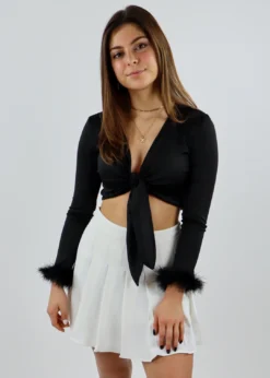 Stevenella Best Sellers Elle Woods Top ★ Black