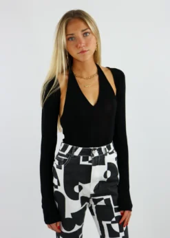 Cotton Candy Tops Dark Horse Shrug And Bodysuit Set ★ Black