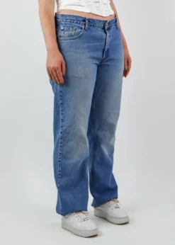 Vintage Levi's Newness Drive By Vintage Levi Jeans ★ Medium Wash