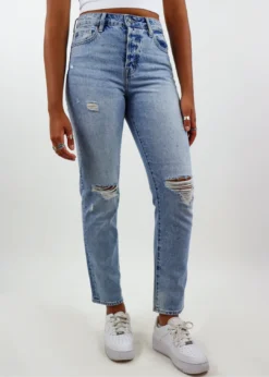 Hidden Jeans Good Old Days Straight Leg Jeans ★ Light Wash