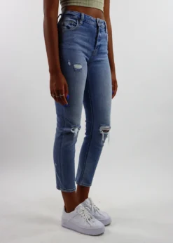 Hidden Jeans Genie In A Bottle Straight Leg Jeans ★ Medium Wash Denim Bottoms