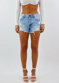 Hidden Jeans Newness Moment 4 Life Shorts ★ Light Wash