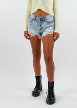 Hidden Jeans Take Me Away Shorts ★ Light Wash Denim