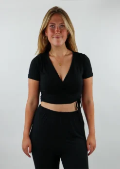 HYFVE Getting Over You Set ★ Black Tops