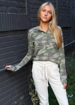 Vintage Havana Tops Hide And Seek Long Sleeve Thermal Henley ★ Camo