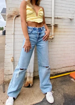 Hidden Jeans Newness Lost In Between Straight Leg Jeans ★ Light Wash