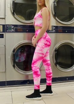 NIKIBIKI Shape Of You Leggings ★ Hot Pink Bottoms