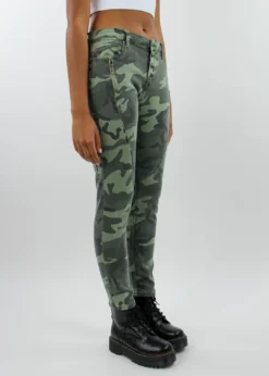 Elan Hide Away Jeans ★ Green Camo 11 Elan Hide Away Jeans ★ Green Camo