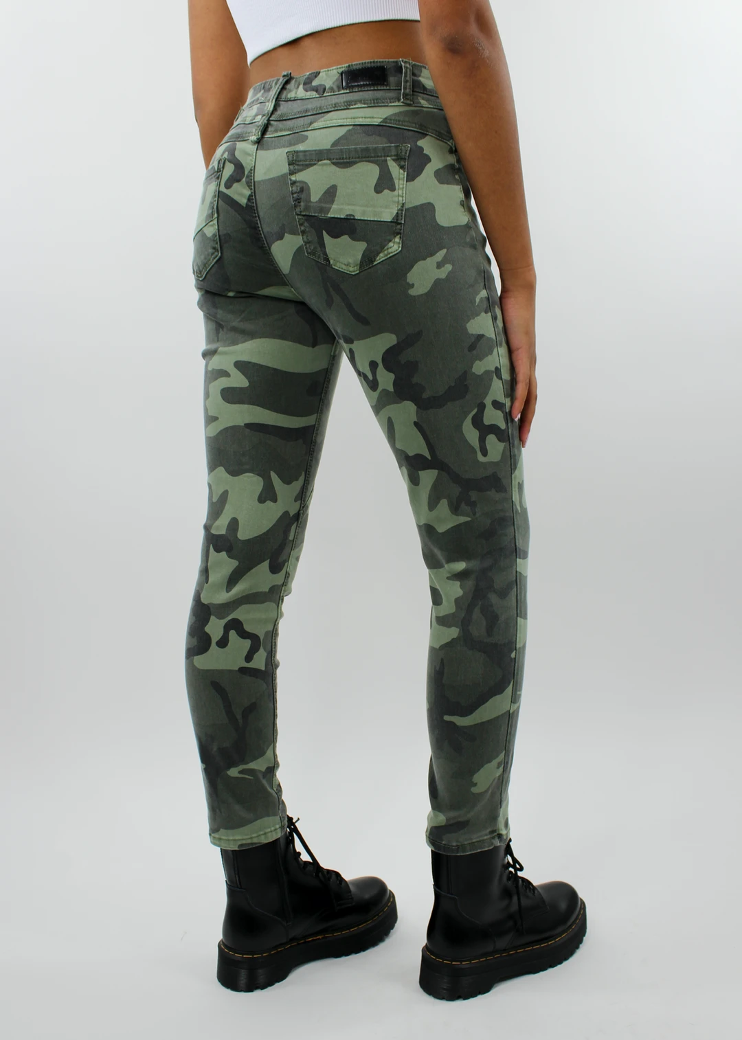 Elan Hide Away Jeans ★ Green Camo 7 Elan Hide Away Jeans ★ Green Camo