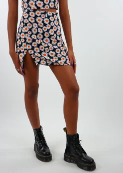 Motel Let It Be Me Skirt ★ Black