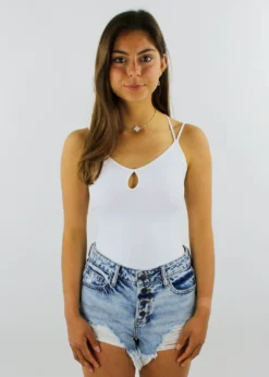 NIKIBIKI Secrets Cami ★ White