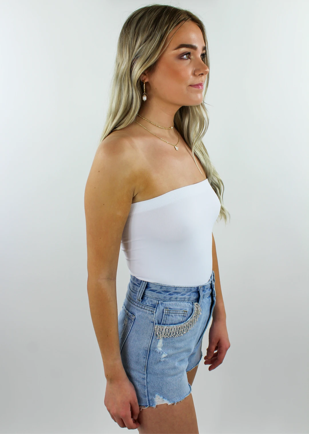 NIKIBIKI Seamless Tops Uptown Girl Tube Top ★ White 4 NIKIBIKI Seamless Tops Uptown Girl Tube Top ★ White