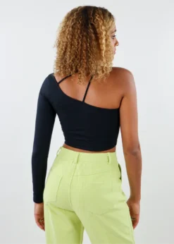 Motel Motel Rocks Love You From Here Top ★ Black 9 Motel Motel Rocks Love You From Here Top ★ Black