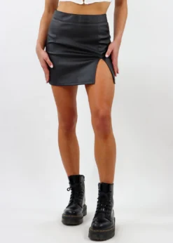 Sky To Moon Counting Crimes Skirt ★ Black