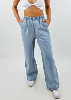 Le Lis As I Am Wide Leg Denim Pants ★ Light Wash