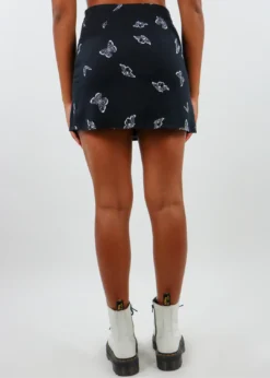 Le Lis Fly Away Skirt ★ Black