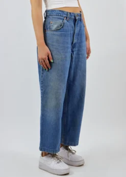 Vintage Levi's Shape Of My Heart Vintage Levi Jeans ★ Medium Wash Newness