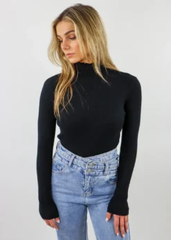 Tic Toc Race My Mind Long Sleeve Top ★ Black