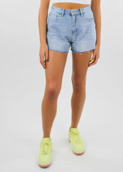 Ontwelfth Shine On Denim Shorts ★ Light Wash Denim Bottoms 12 Ontwelfth Shine On Denim Shorts ★ Light Wash Denim Bottoms
