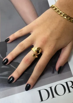 Luxe Group Accessories Twist & Turn Ring ★ Gold