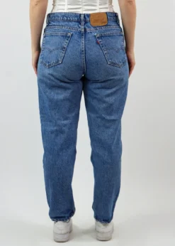 Vintage Levi's Newness Wild Ones Vintage Levi Jeans ★ Medium Wash