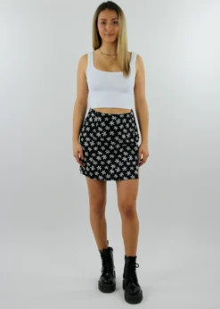 Motel Crazy Daisy Lady Mini Skirt ★ Black & White Bottoms