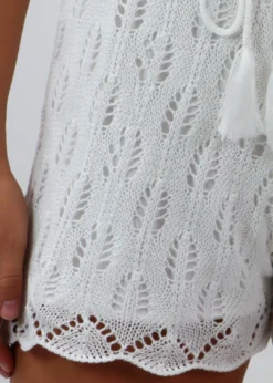 Storia Heart On Ice Shorts ★ White