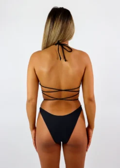 Motel Chasing A Feeling Bikini Top ★ Black Newness